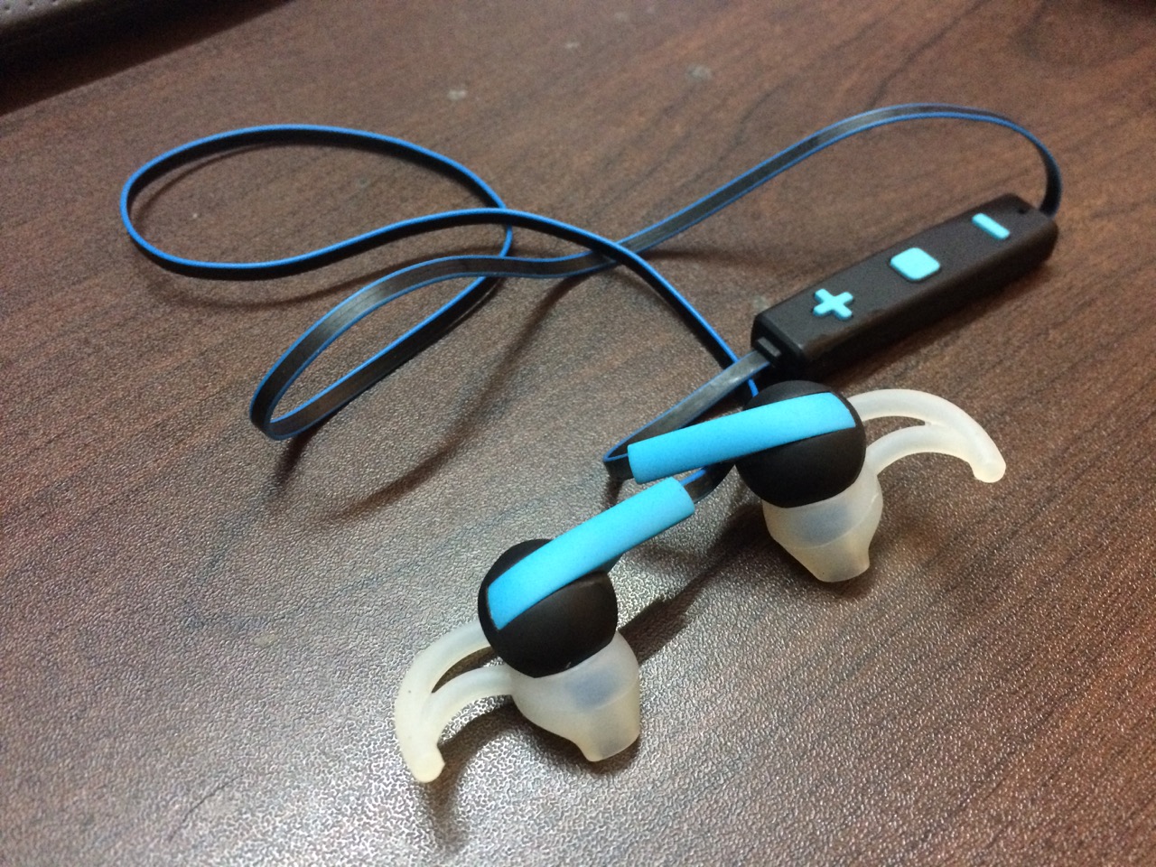 Tzumi Bluetooth Earbuds